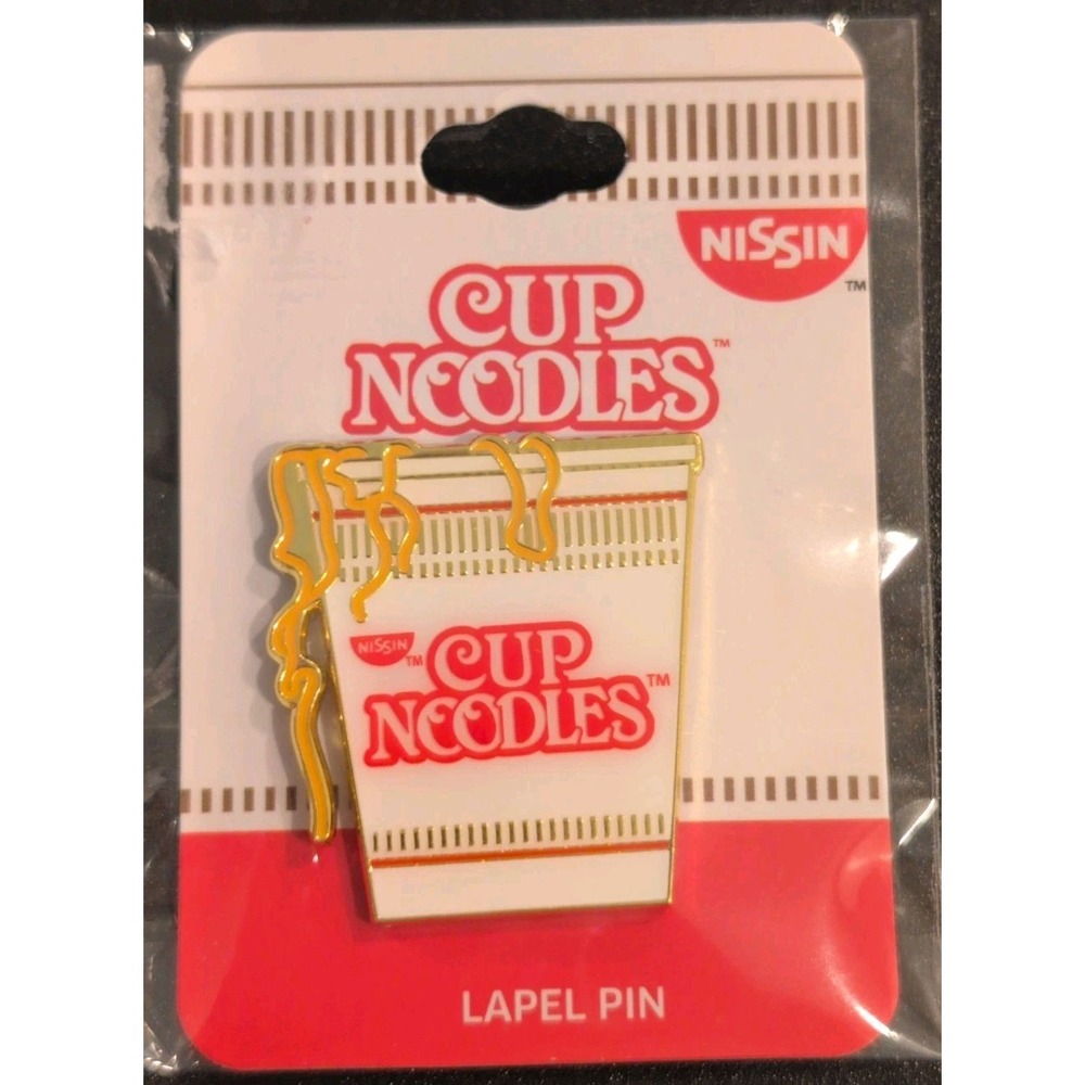 Nissin Cup Noodles Ramen Noodles Promo Pin Pinback Bioworld *NEW*
